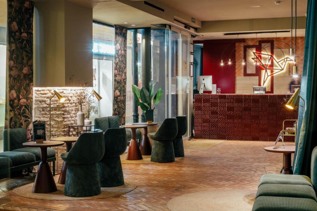 Posedenie v ubytovaní Hotel Cetina Sevilla