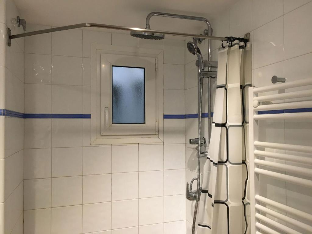 Koupelna v ubytování Apartament Antic Plankton - Calella Palafrugell - Free Parking, Beach, Wifi, Perfect holidays