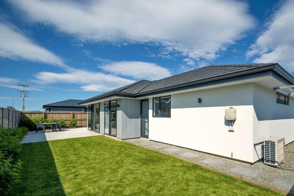 Berryfields Luxury Gem - New Home Richmond - Resim 6