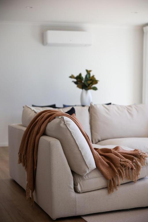 Berryfields Luxury Gem - New Home Richmond - Resim 26