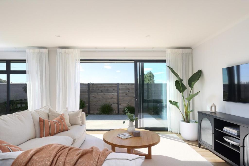 Berryfields Luxury Gem - New Home Richmond - Resim 5