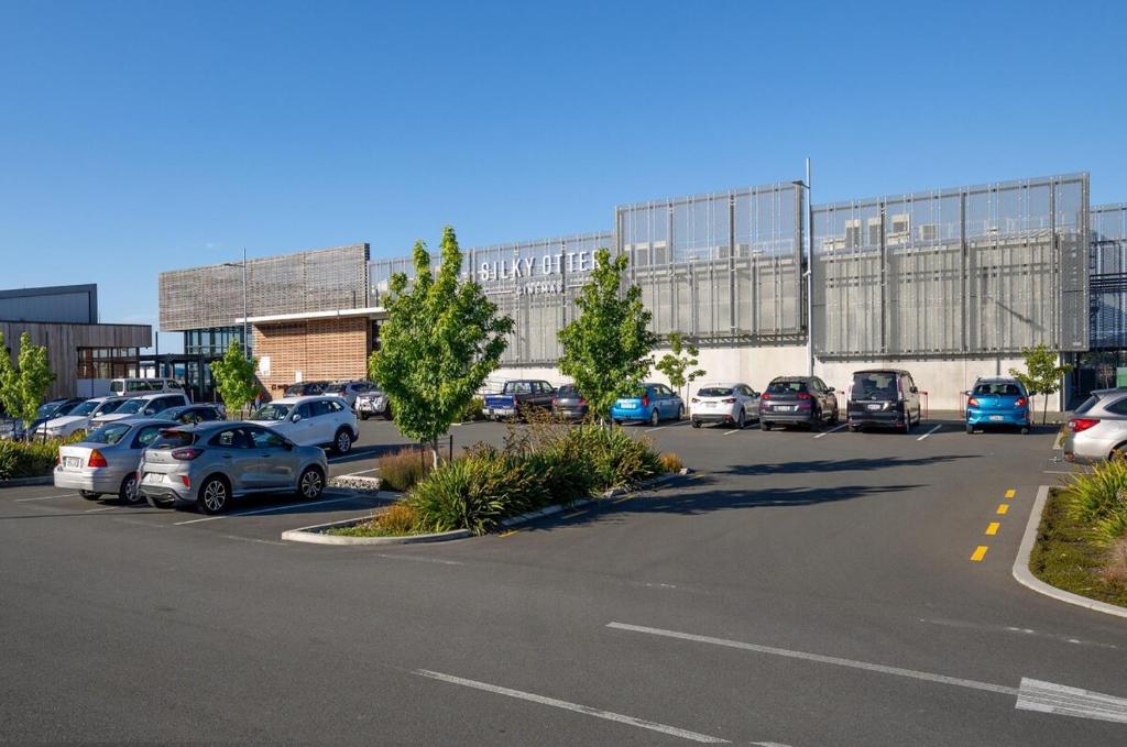 Berryfields Luxury Gem - New Home Richmond - Resim 24