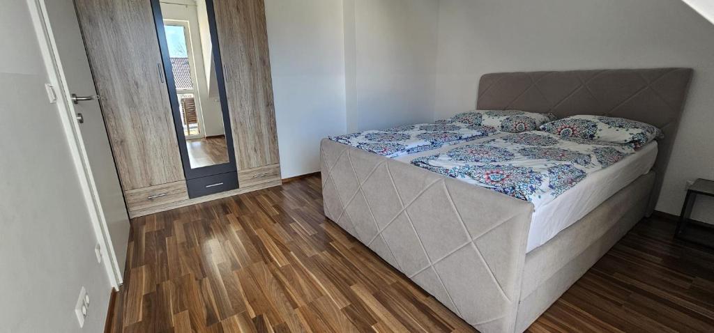 Postel nebo postele na pokoji v ubytování Vienna Airport Residences
