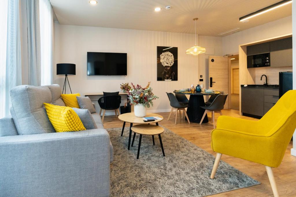 
Superior Family Room
