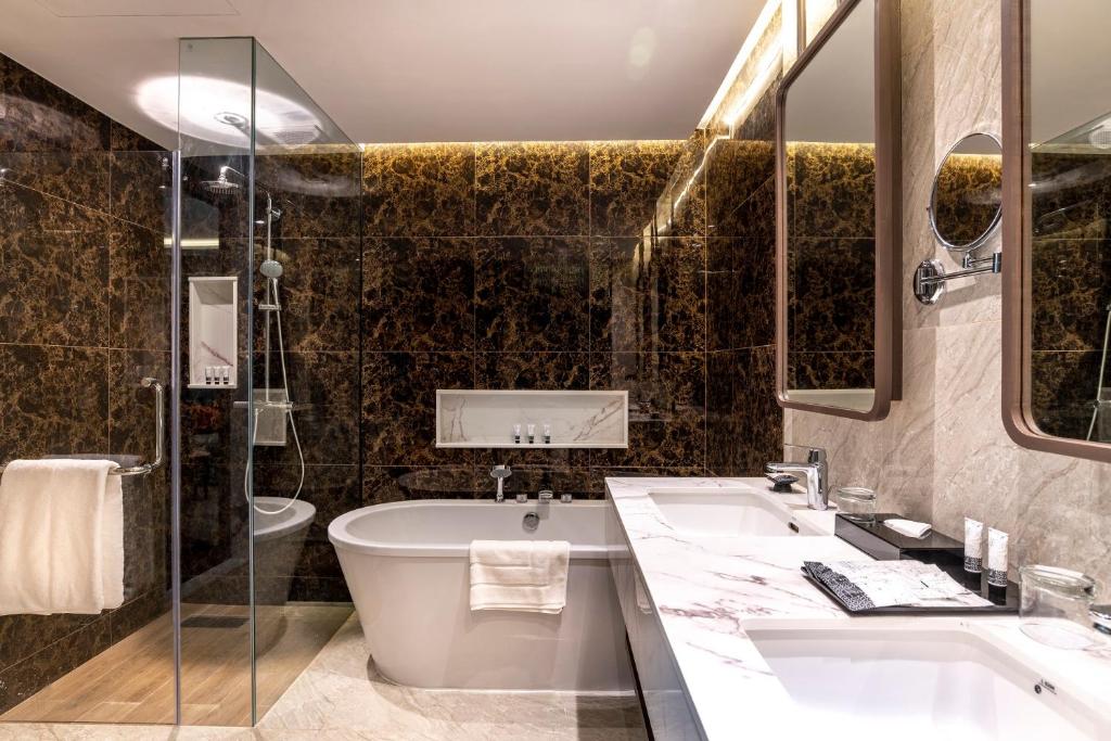 SKYVIEW Resort Phuket Patong Beach - Resim 2