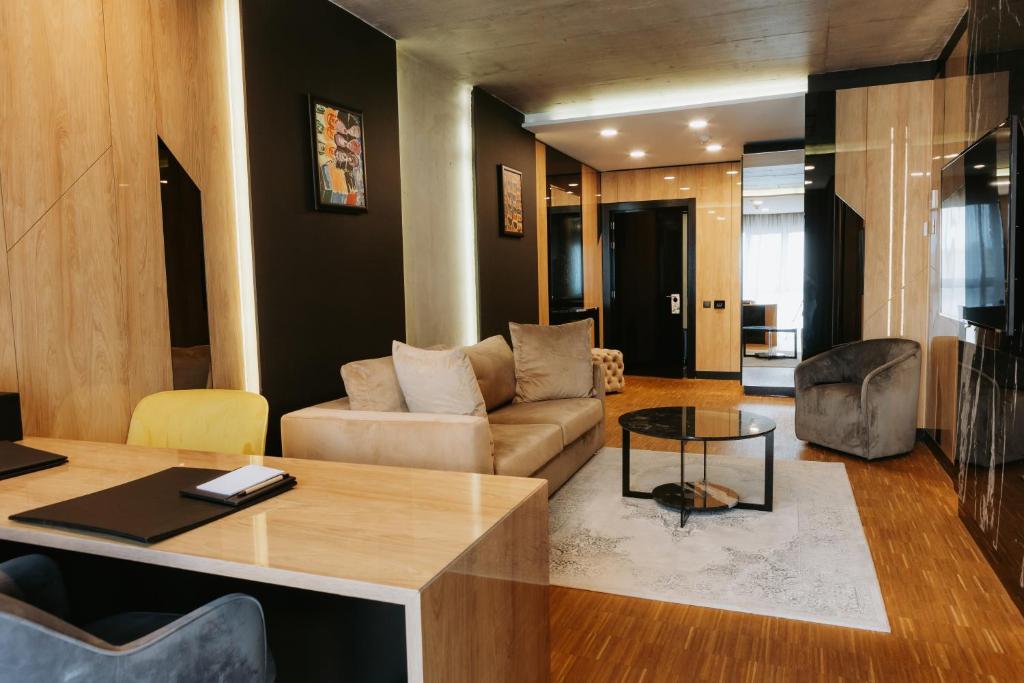 Hotel Platinia - Resim 43