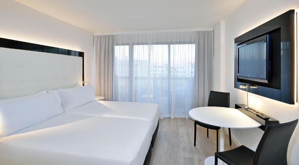 
The Innside Room with Balcony
