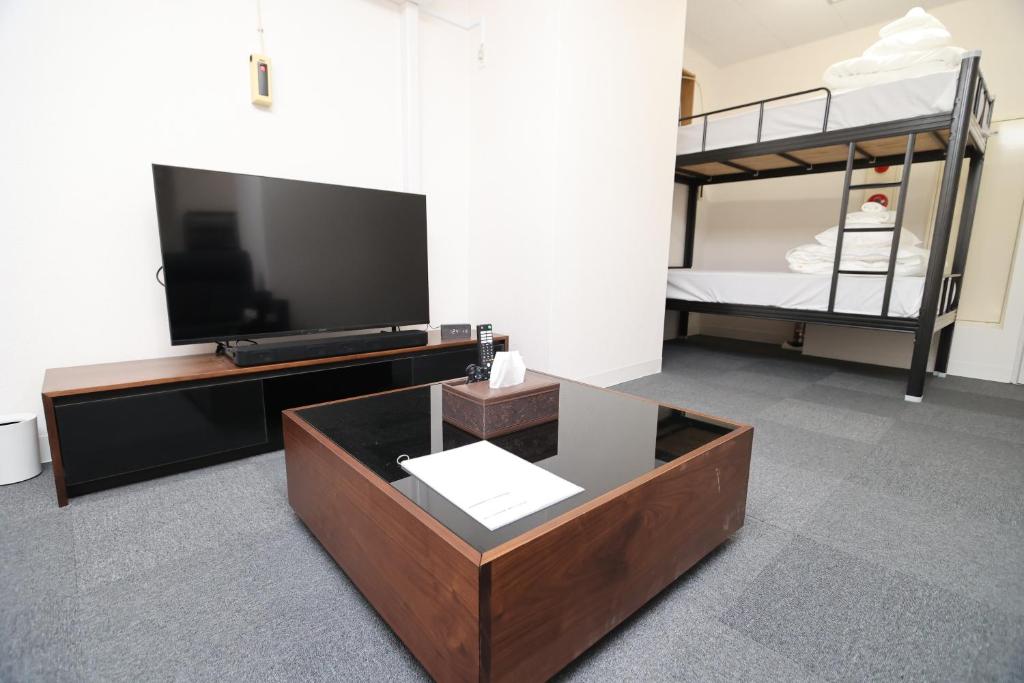 TV a/nebo společenská místnost v ubytování SOKOResort Asakusa