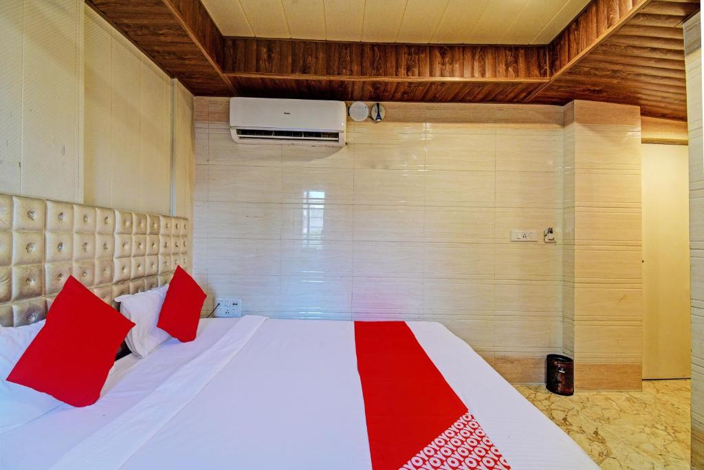 Postel nebo postele na pokoji v ubytování Super Hotel O Royal Inn