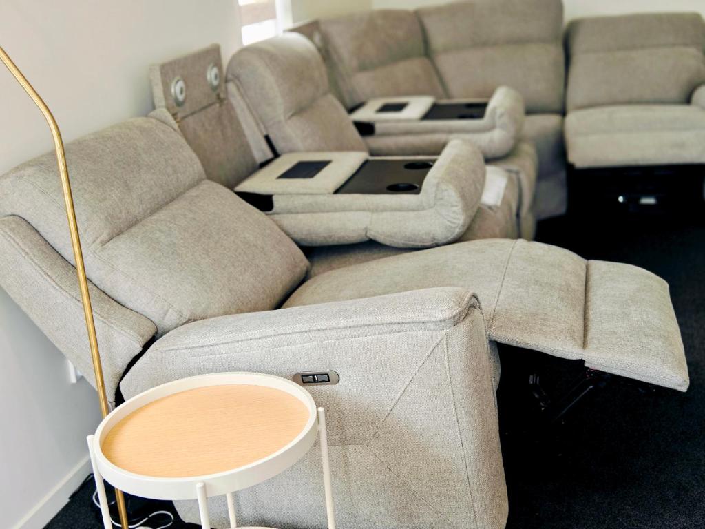 Stylish Home Away from Home - Resim 12