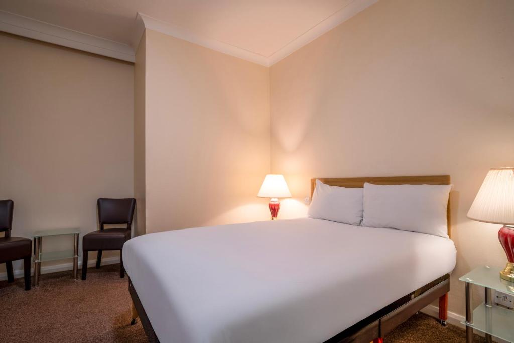 
Double Room (No Windows)
