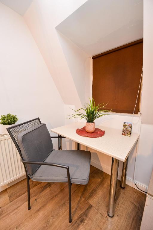 Bucharest City Center Suites - Resim 18