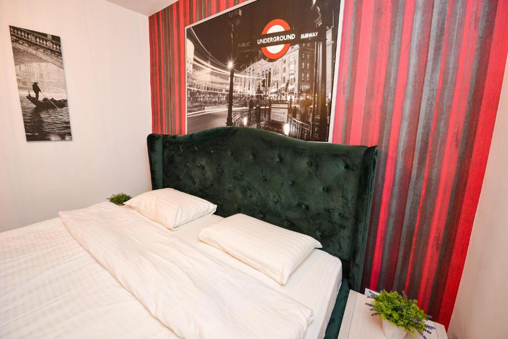 Bucharest City Center Suites - Resim 12