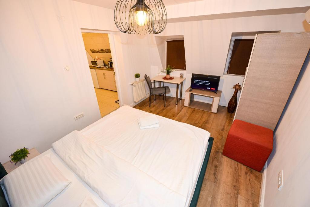 Bucharest City Center Suites - Resim 24