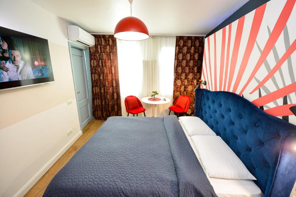 Bucharest City Center Suites - Resim 42