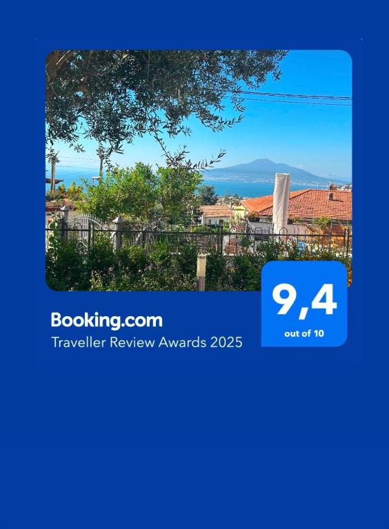 a screenshot of a cell phone with a picture of a house at Villa Serena in Vico Equense