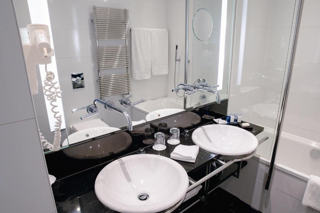 Ambassade Hotel - Resim 19