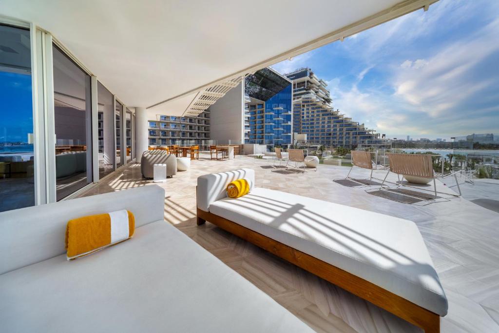 Balkón nebo terasa v ubytování FIVE Palm Jumeirah Dubai