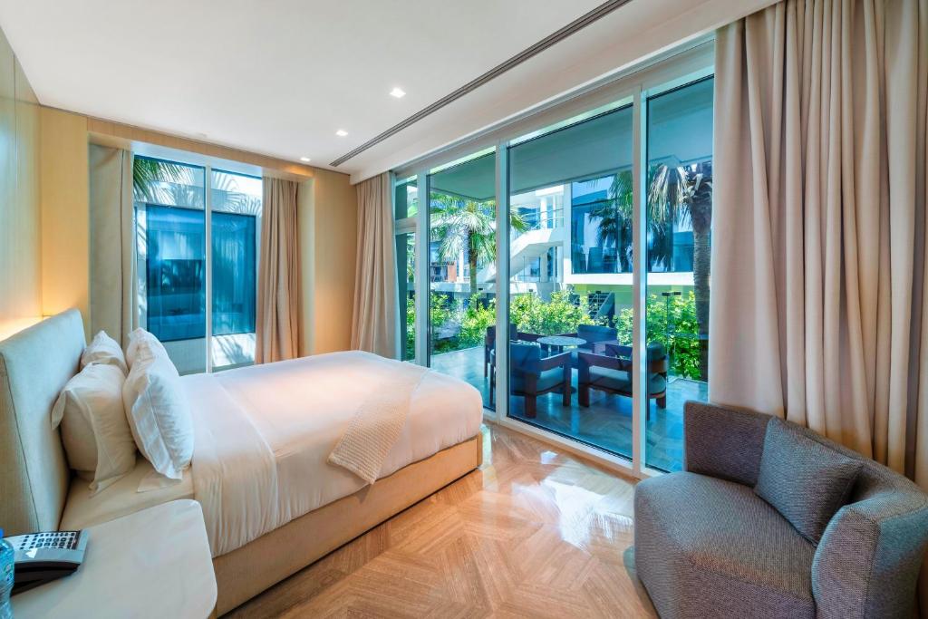 فيلا 4 BED SKY WITH POOL