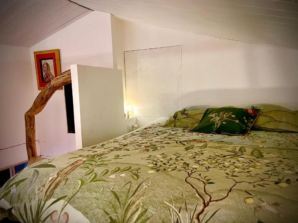 La Main du Cœur Chambre d'hôtes de charme à la campagne - Chambre Quadruple Avec Vue Sur Jardin