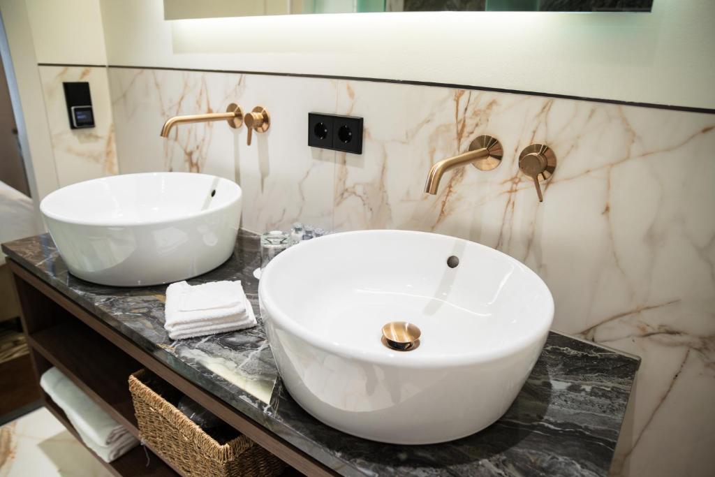 Ambassade Hotel - Resim 15