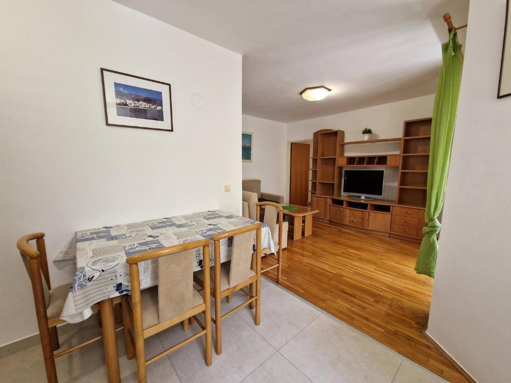 Kuchyňa alebo kuchynka v ubytovaní Apartment Sersic