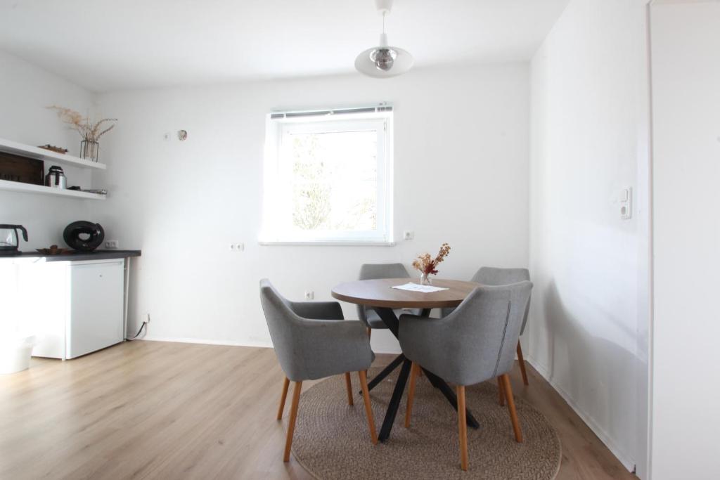 Kuchyň nebo kuchyňský kout v ubytování Ferienwohnung mit 3 Schlafzimmern im 1 Stock