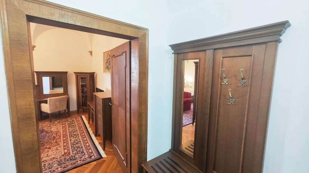 Postel nebo postele na pokoji v ubytování Smolenický zámok