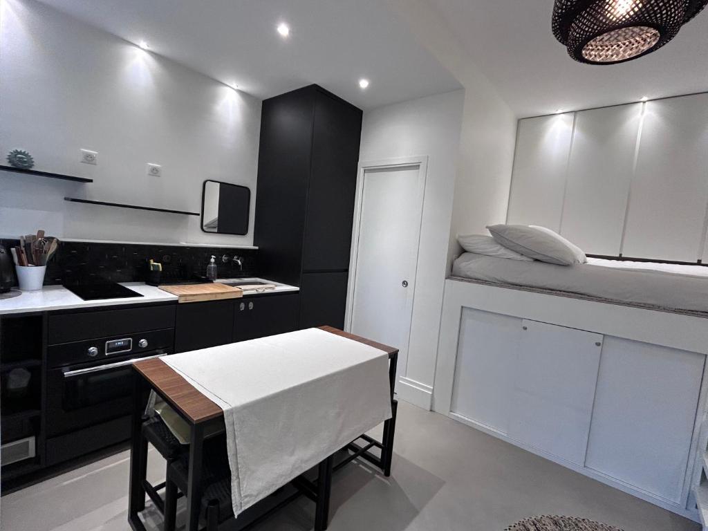 Photo de la galerie de l'établissement Studio moderne 16ème, à Paris