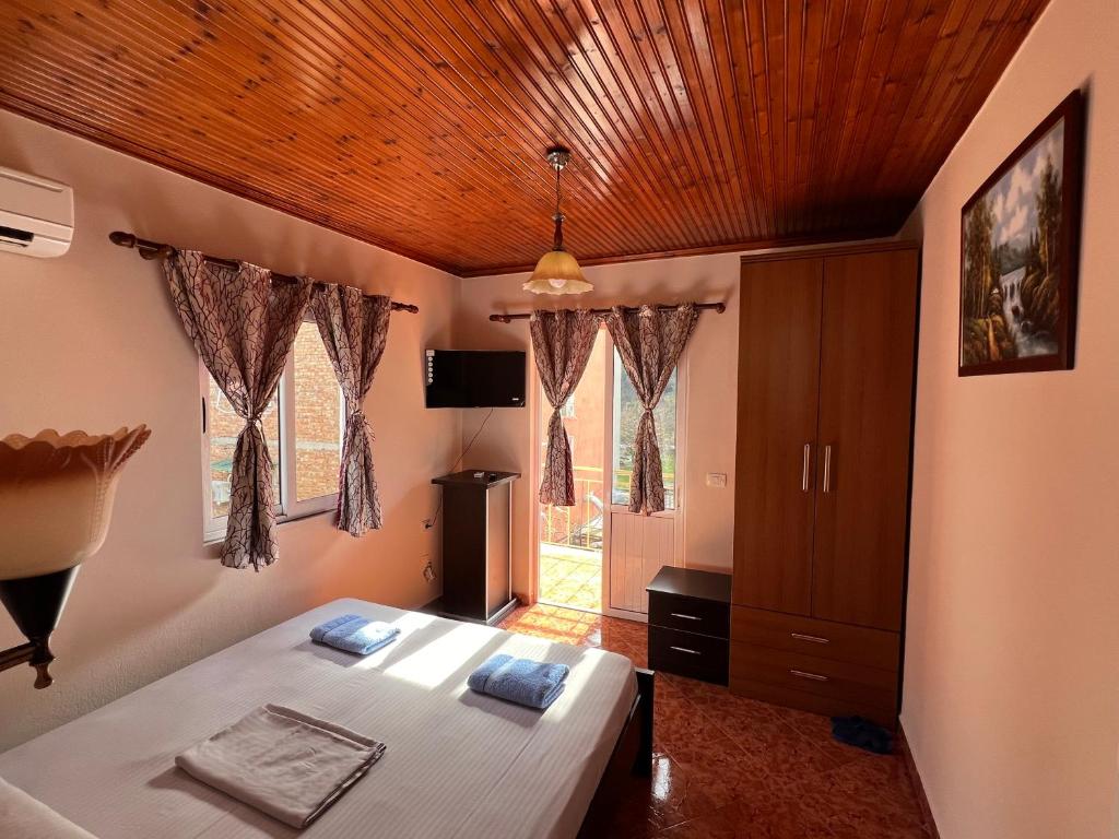 TV a/nebo společenská místnost v ubytování Apartment Donend