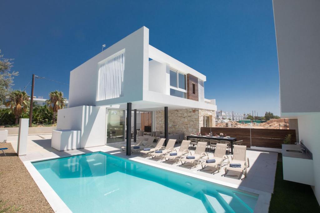 Fotografie z fotogalerie ubytování Ferienvilla Kube 4 Für 12 Personen Auf Zypern v destinaci Ayia Napa