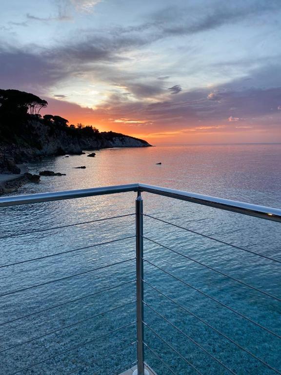 a view of the ocean from a cruise ship at Hotel Le Ghiaie in Portoferraio