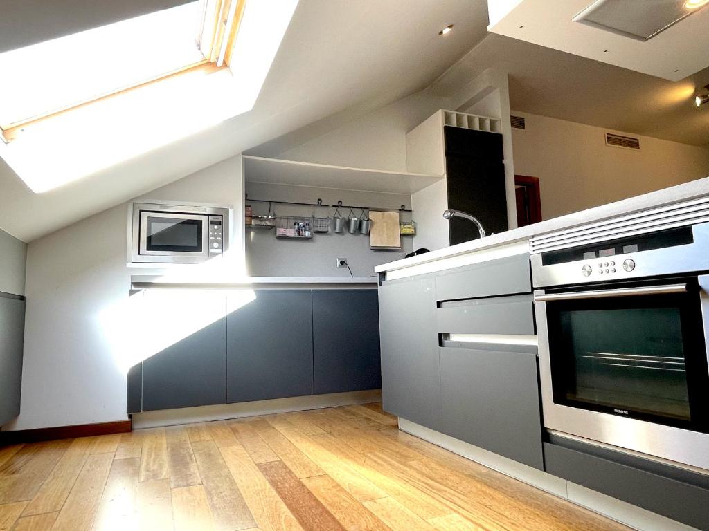 Ático en Plaza de la Constitución 3 bedrooms - 5