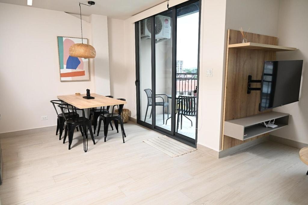Kuchyň nebo kuchyňský kout v ubytování Amazing 1 Bedroom in Casco Viejo