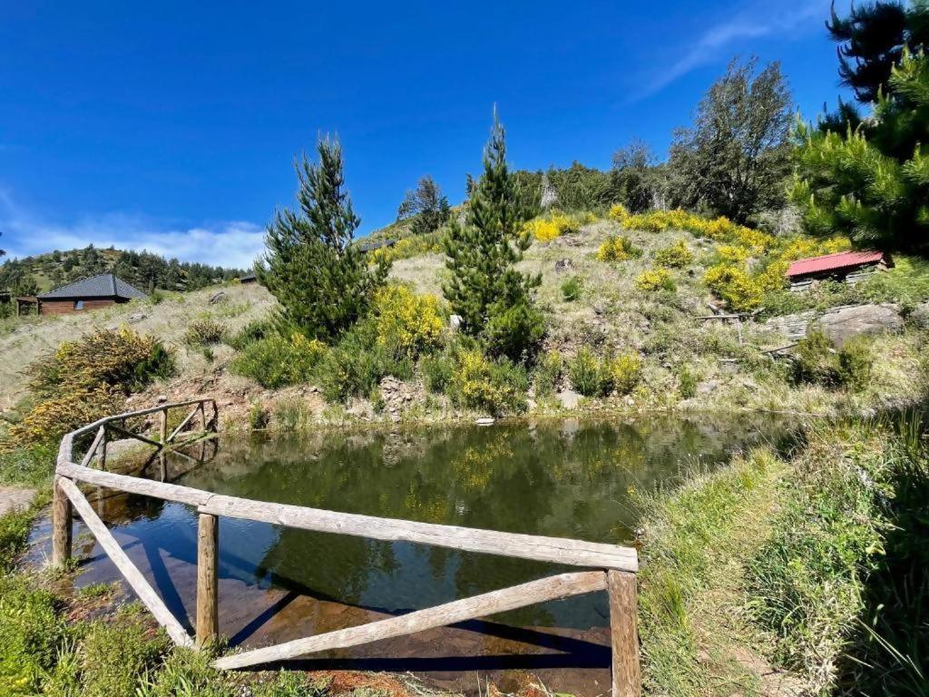 Paysage naturel près de la tente de luxe