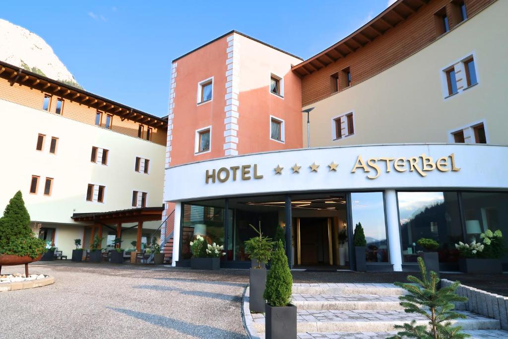 Budova, v ktorej sa hotel nachádza