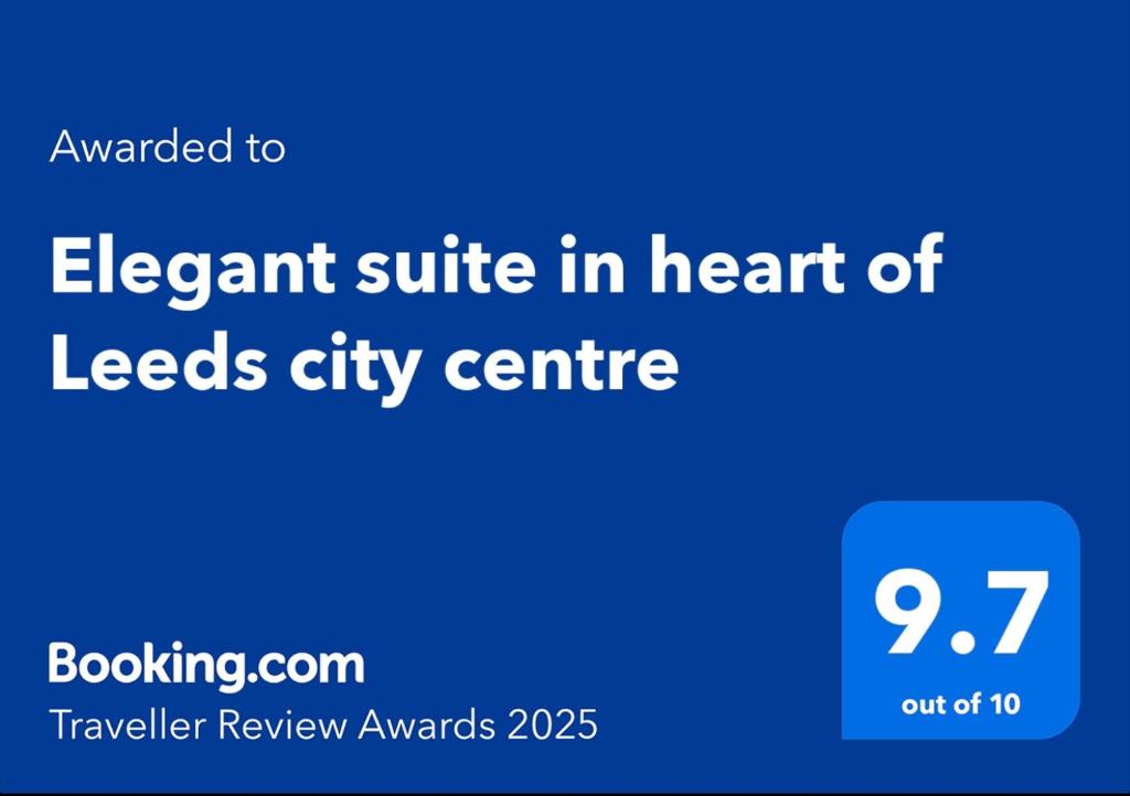 Certifikát, hodnocení, plakát nebo jiný dokument vystavený v ubytování Winner of 2025 Traveller Award - 2 double bed room suite in heart of Leeds city centre with Netflix & WiFi