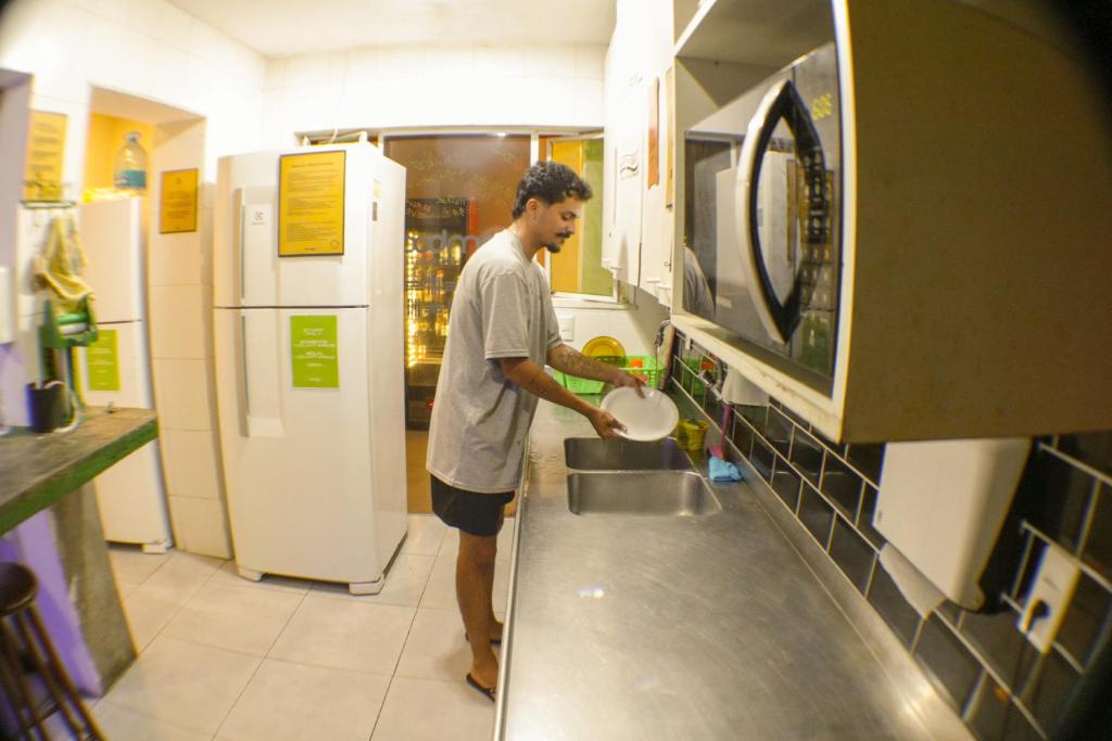 Kuchyň nebo kuchyňský kout v ubytování Bamboo Rio Hostel