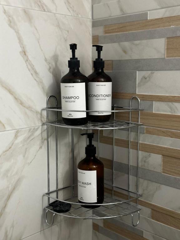 Cherry - HappyHostGr - Downtown Apartment - 18