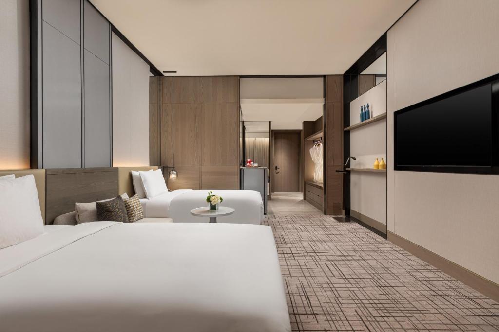 CROWNE PLAZA JEDDAH, AN IHG HOTEL 