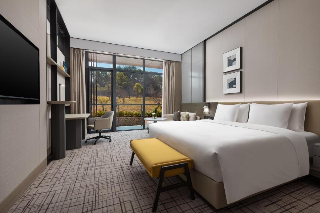 CROWNE PLAZA JEDDAH, AN IHG HOTEL 