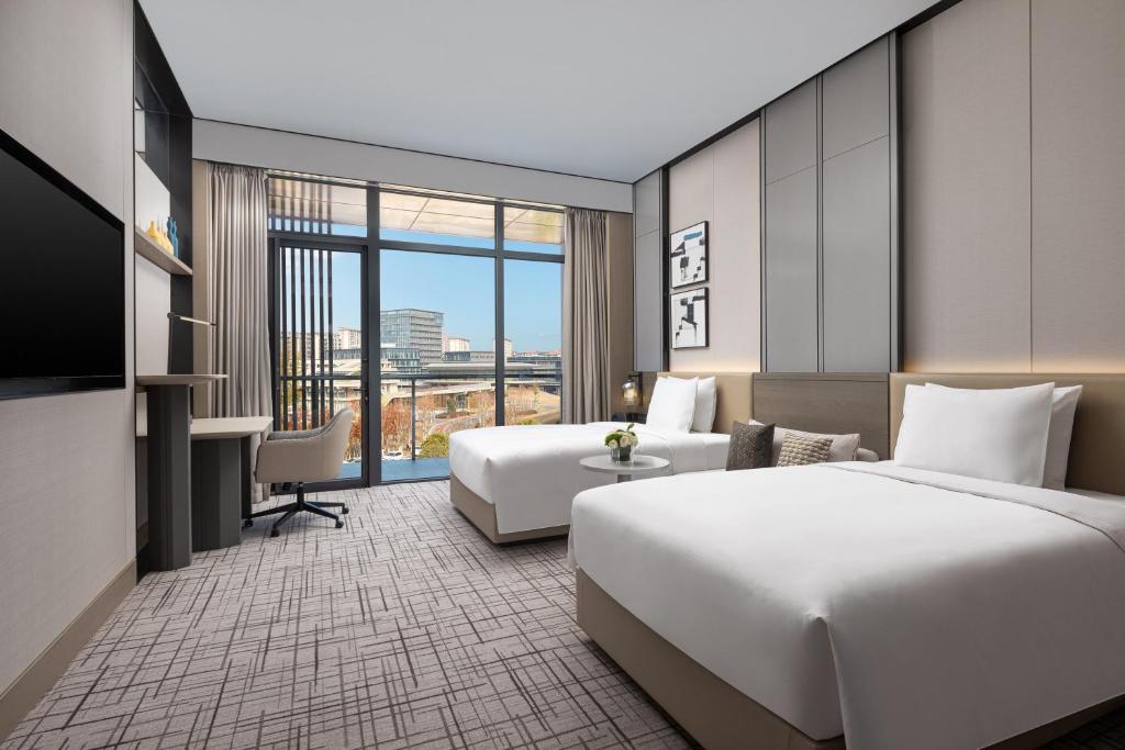 CROWNE PLAZA JEDDAH, AN IHG HOTEL 