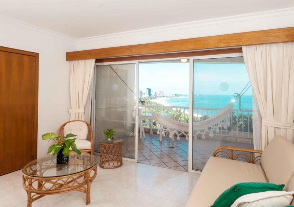 Nespecifikovaný výhled na moře nebo výhled na moře při pohledu z hotelu