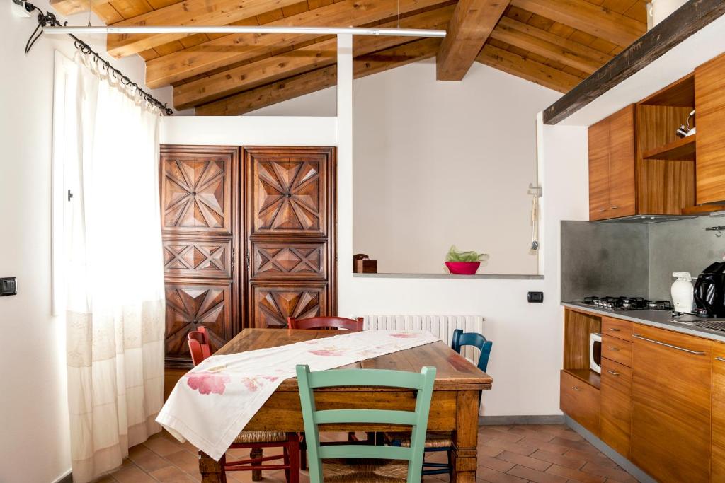 Kuchyň nebo kuchyňský kout v ubytování Agriturismo Terre Bianche