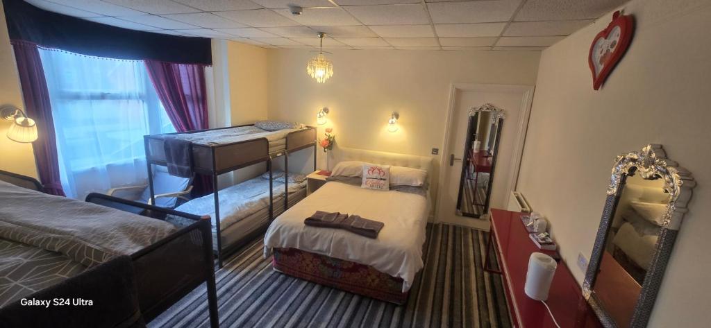 BUKHARI Hotel - Resim 12