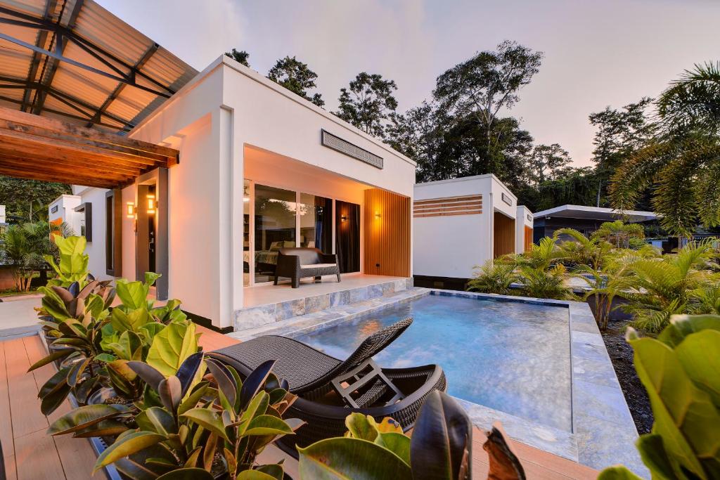 Bazén v ubytování Villas Ríos del Caribe nebo v jeho okolí