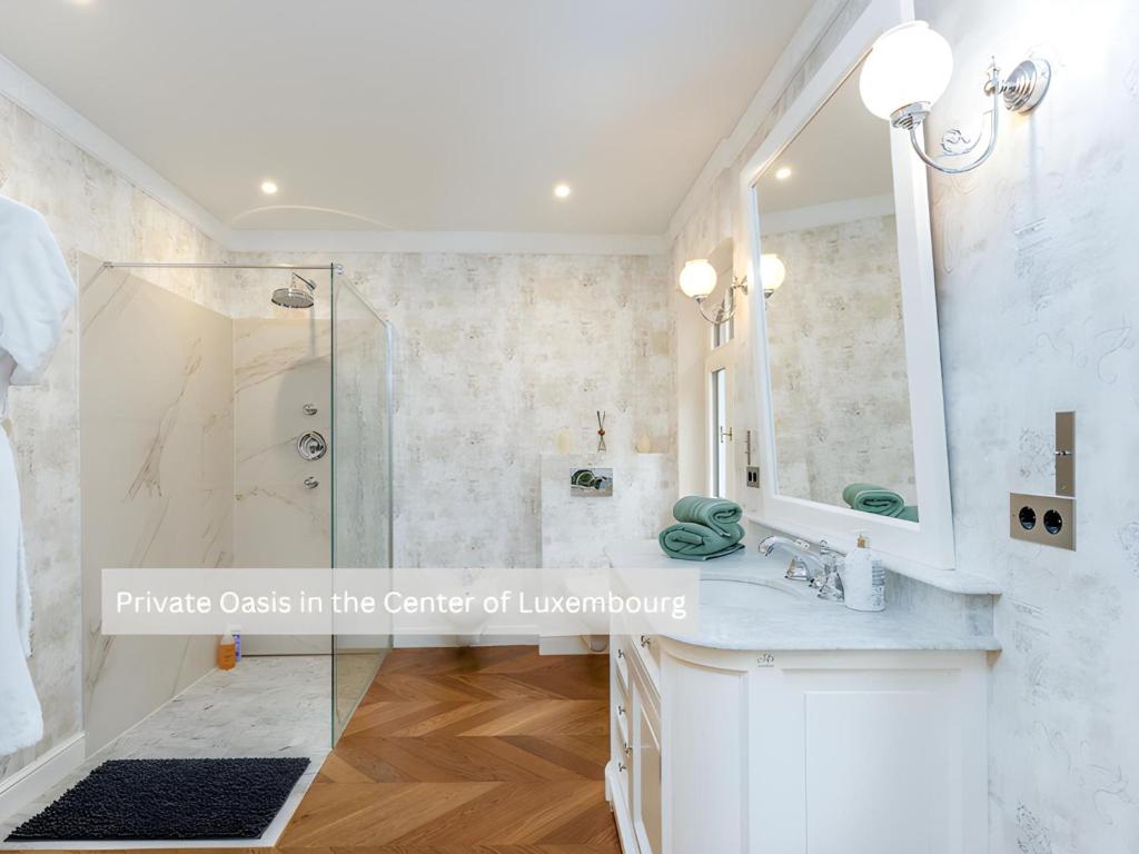 Pétrusse Élite Suites - Resim 16