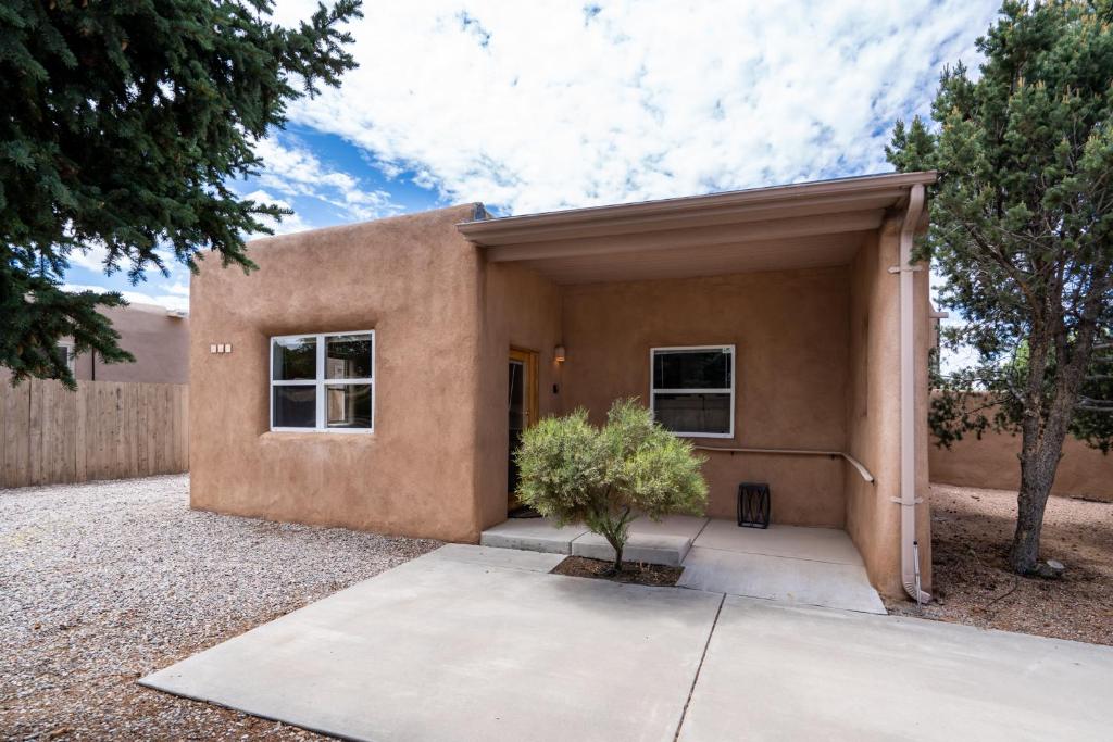 Casa Columbia, 1 Bedroom, Near Plaza, Centrally Located, Wi-Fi, Sleeps 2 - 