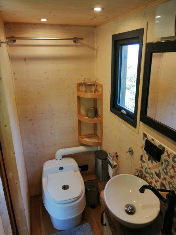 Koupelna v ubytování Tiny House im Grünen