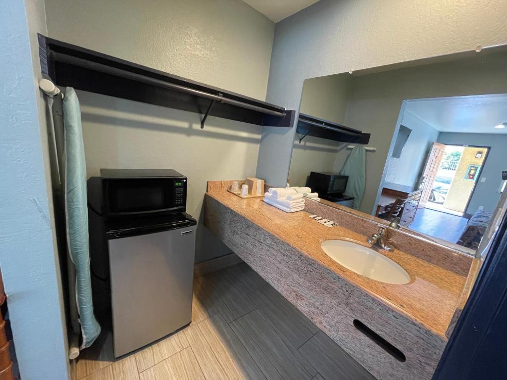Travelers Inn - Standaard Eenpersoonskamer - Niet Roken